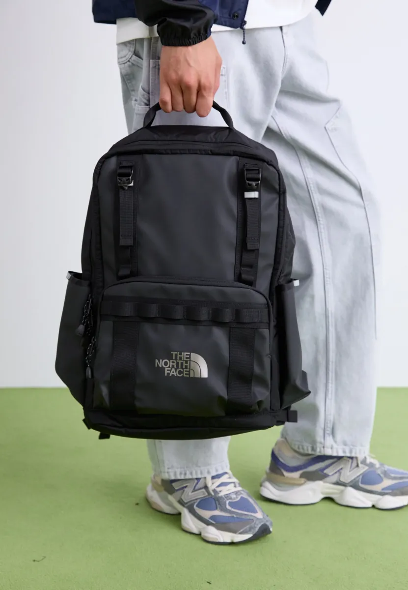 BASE CAMP DAYPACK UNISEX - Tagesrucksack - black/asphalt grey/smoked pearl
