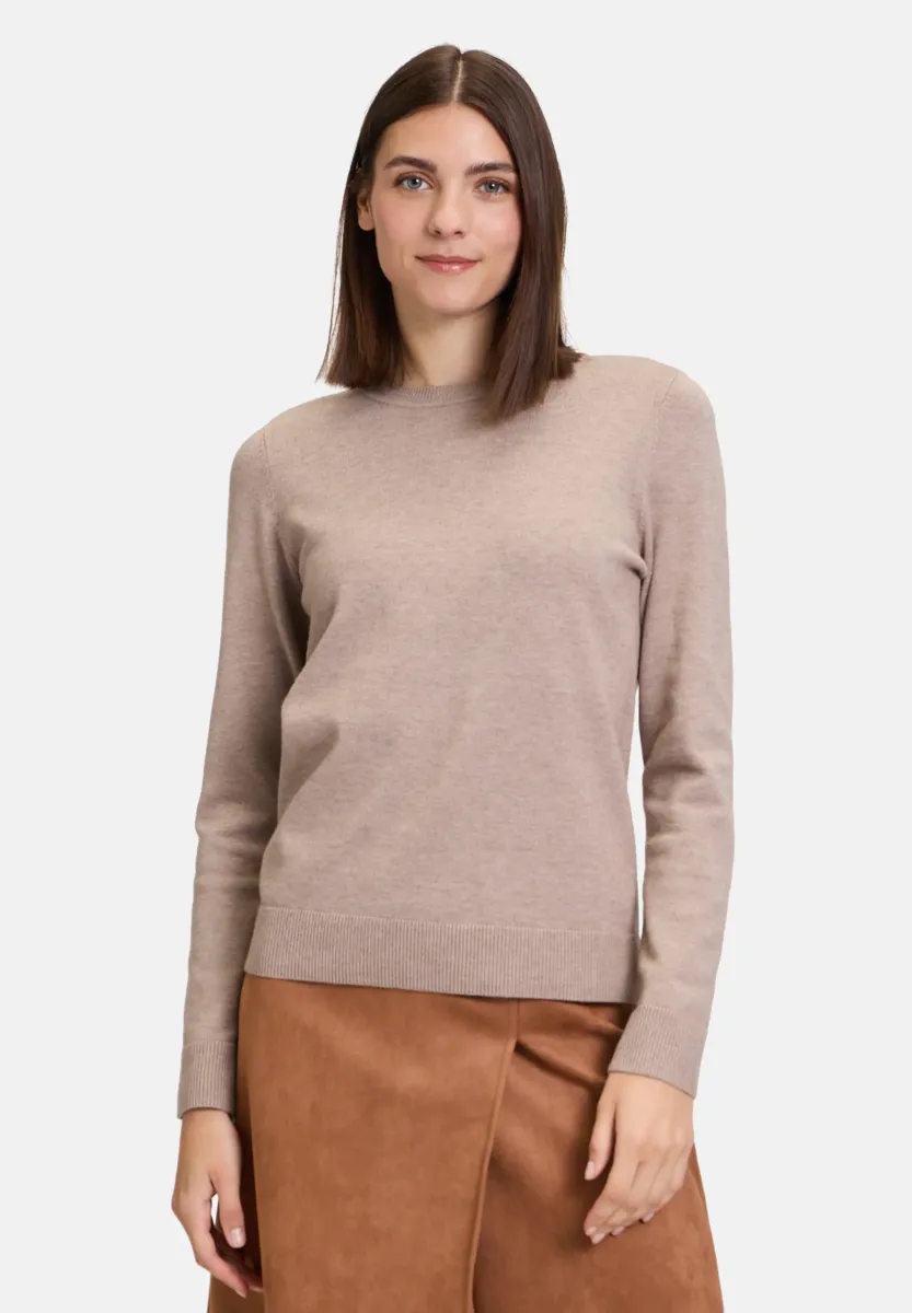 BASIC-MIT RUNDHALSAUSSCHNITT - Strickpullover - funghi melange