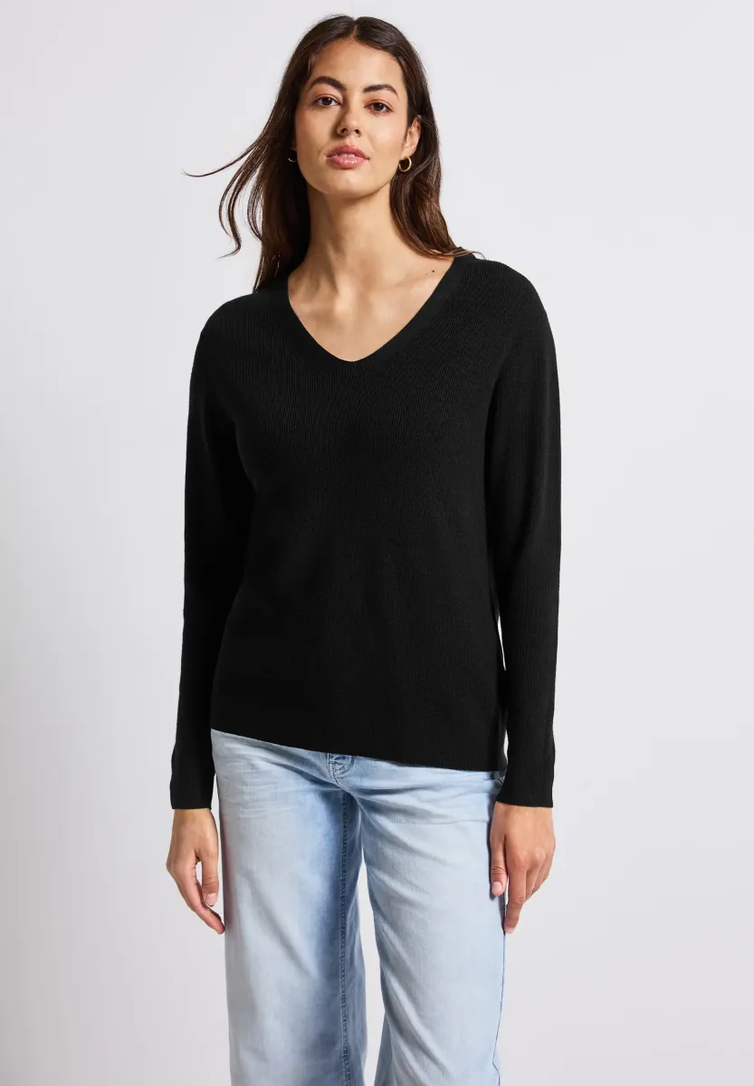 BASIC V-NECK - Strickpullover - schwarz
