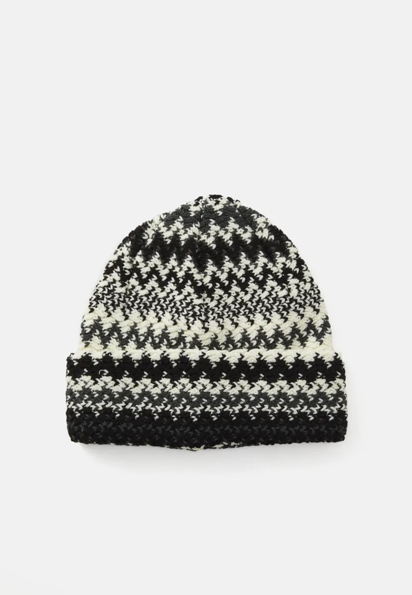 BEANIE - Mütze - black