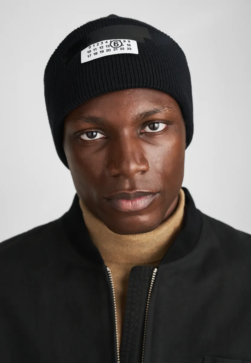 BEANIE UNISEX - Mütze - black