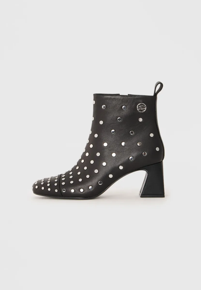 BEATA - Ankle Boot - black/silver-coloured