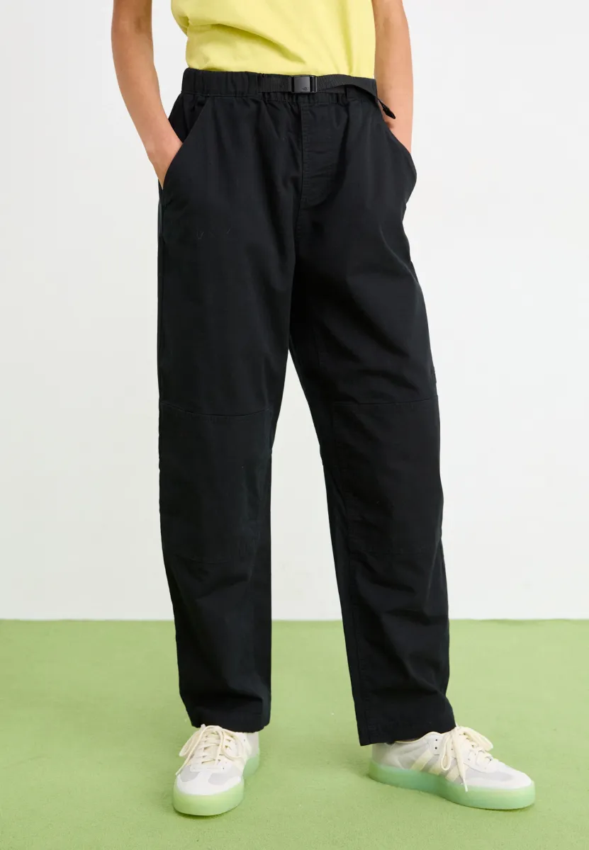 BETA UTILITY BELTED PANT - Stoffhose - black
