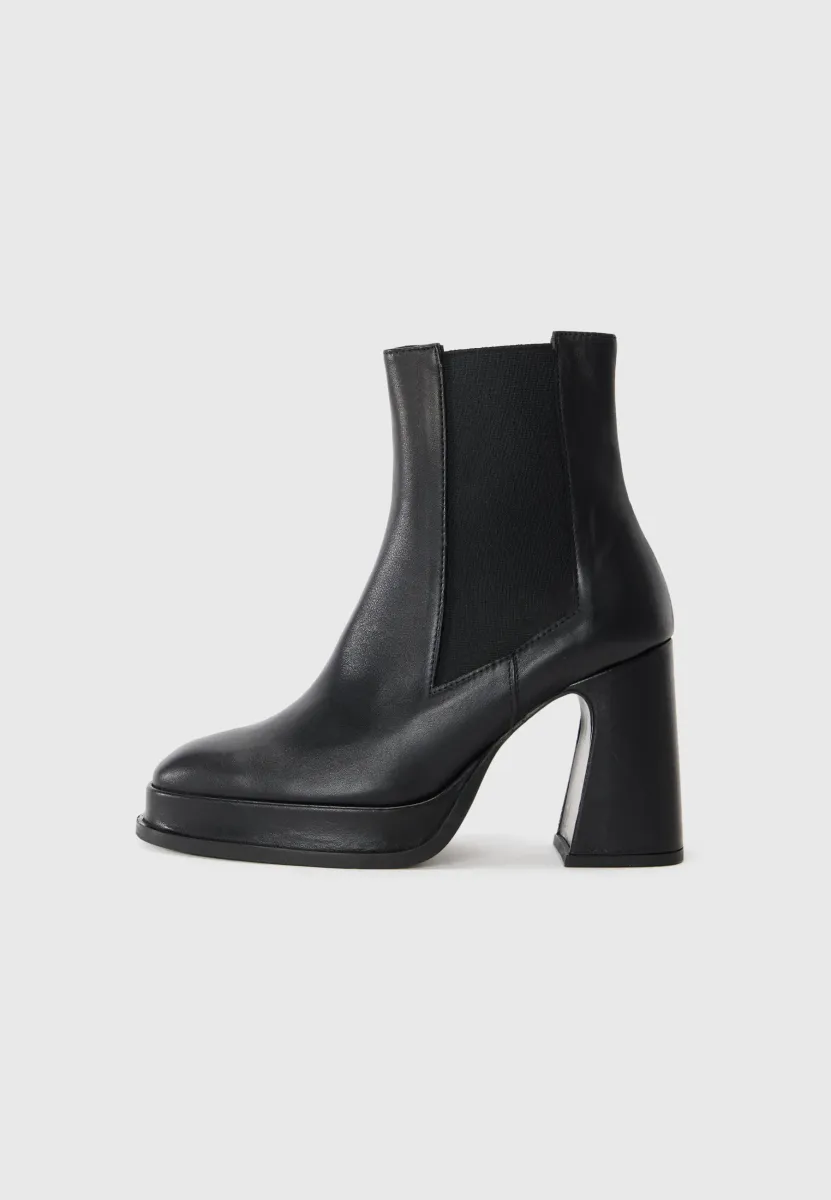 BIMBA - High Heel Stiefelette - black