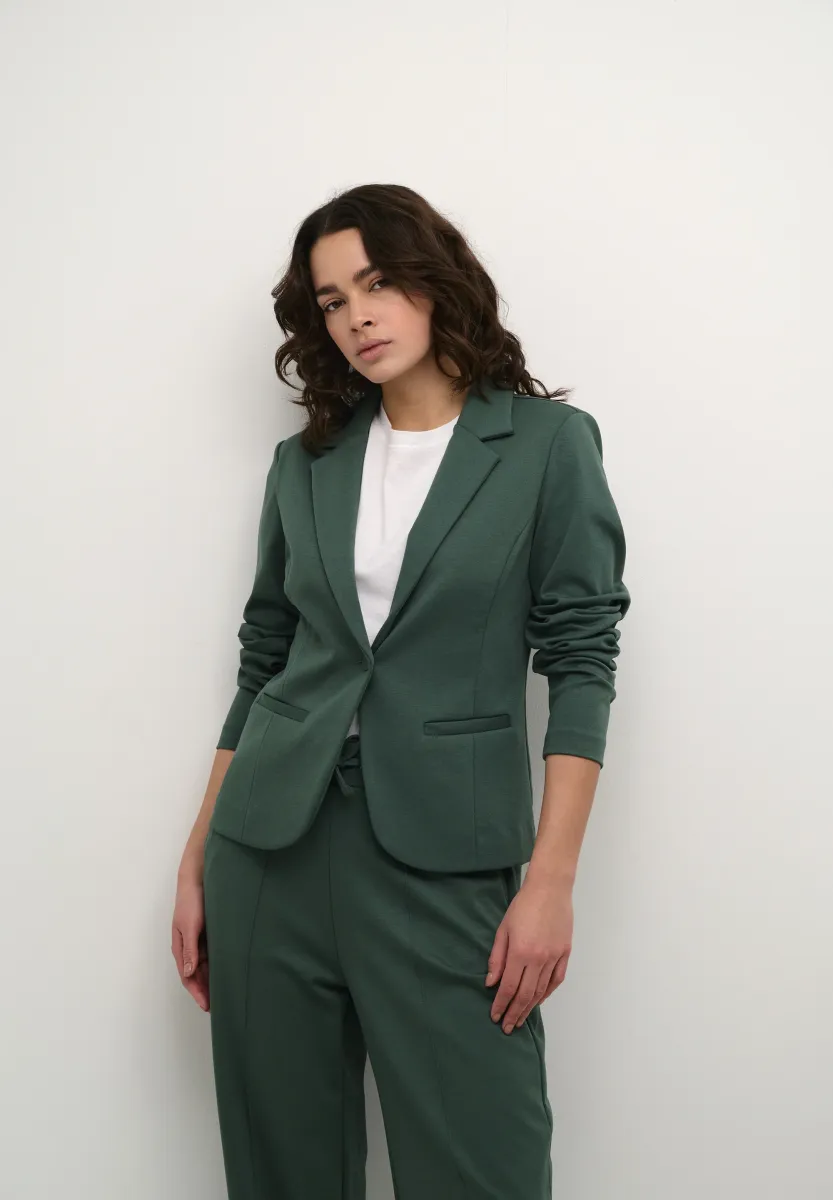 Blazer - garden topiary