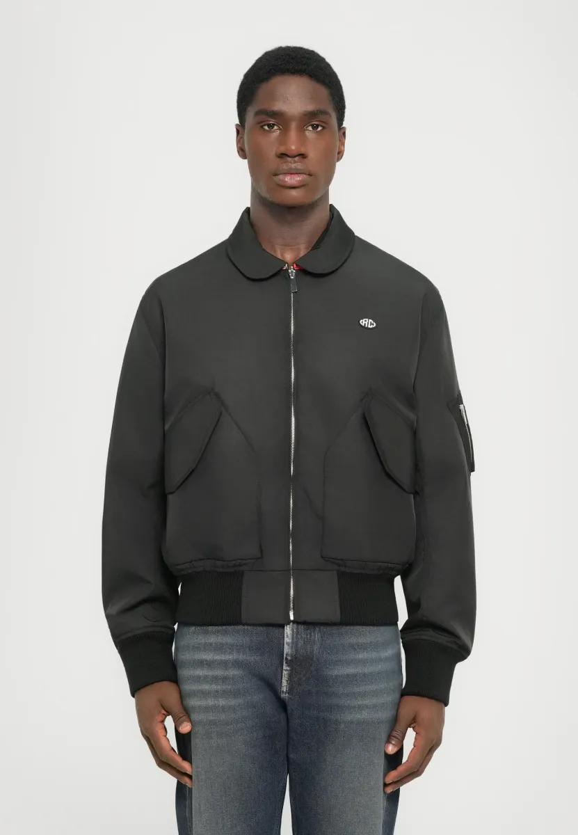 BOMBER JACKET - Bomberjacke - black