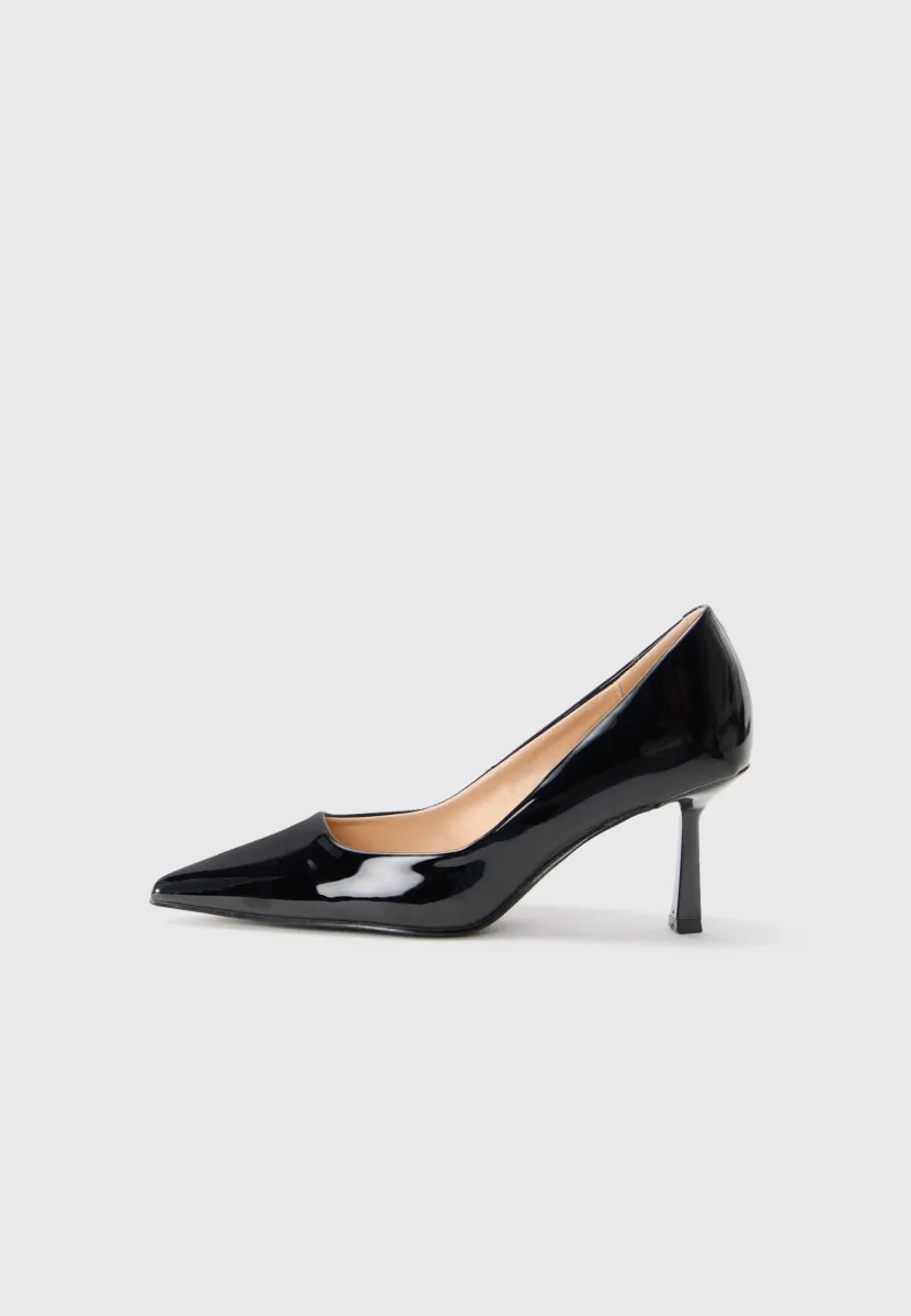 BRYNN - Pumps - black