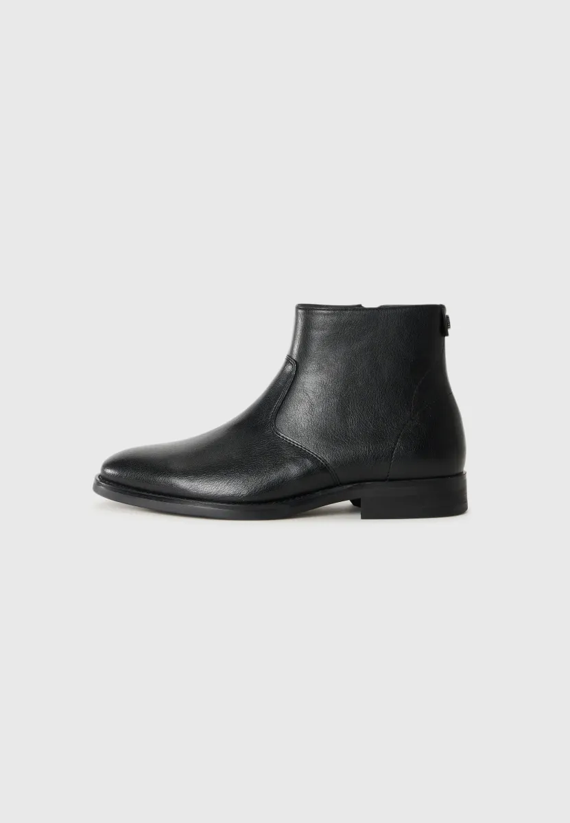 BURNETTE - Stiefelette - black