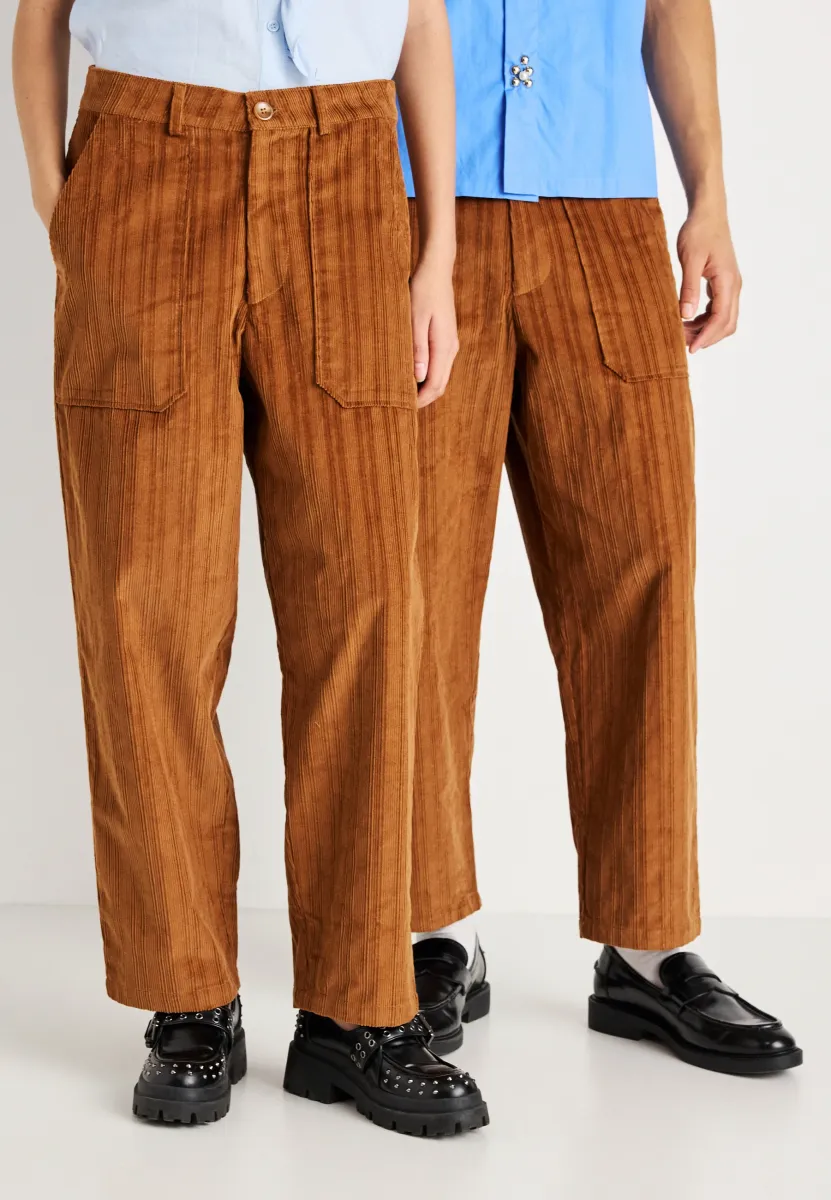 CAMERON TROUSERS UNISEX - Stoffhose - brown