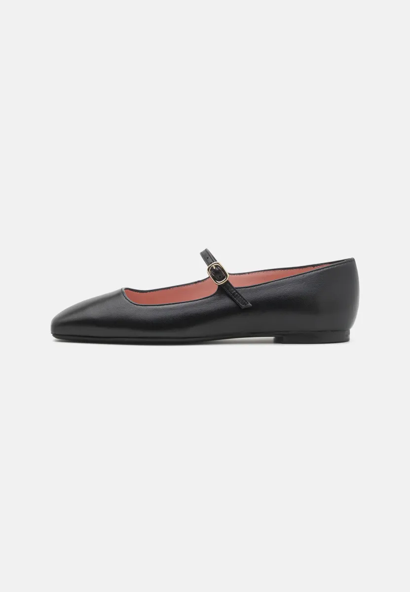 CAMILLE - Riemchenballerina - black