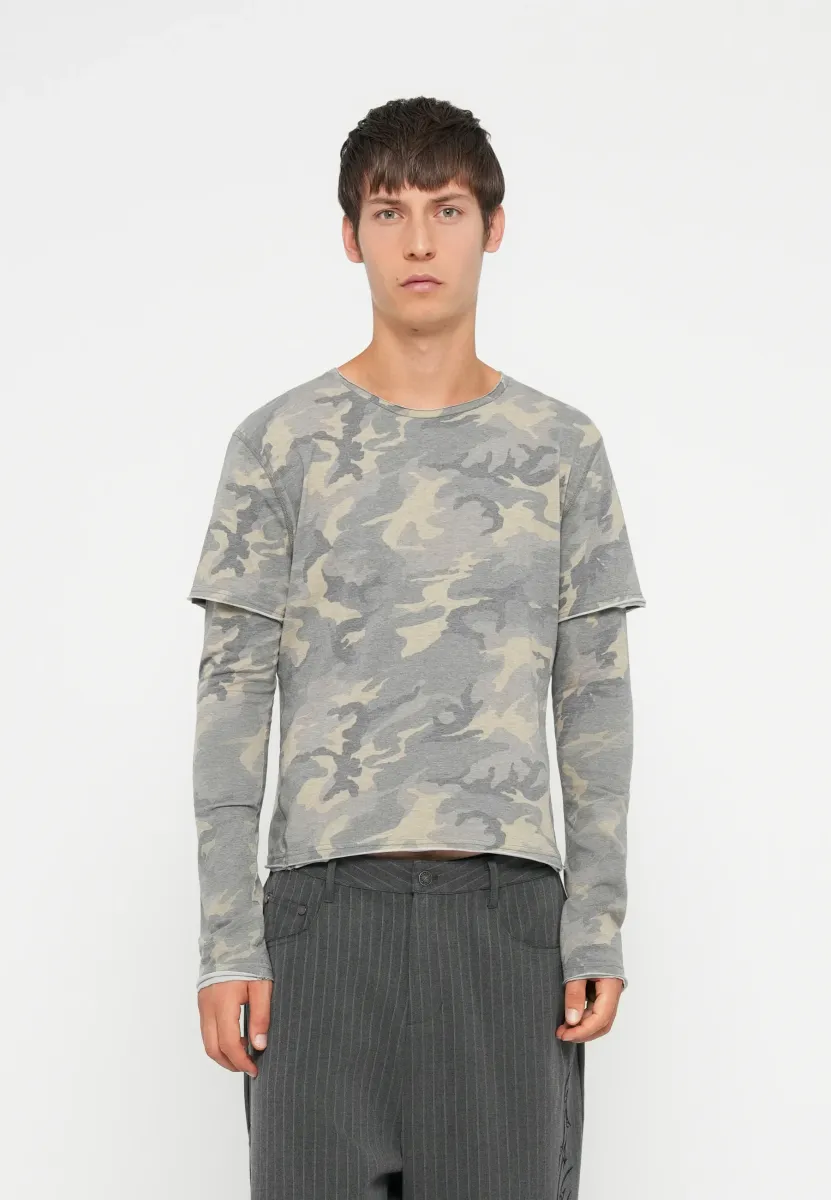 CAMO DOUBLE LAYER LONG SLEEVE - Langarmshirt - green