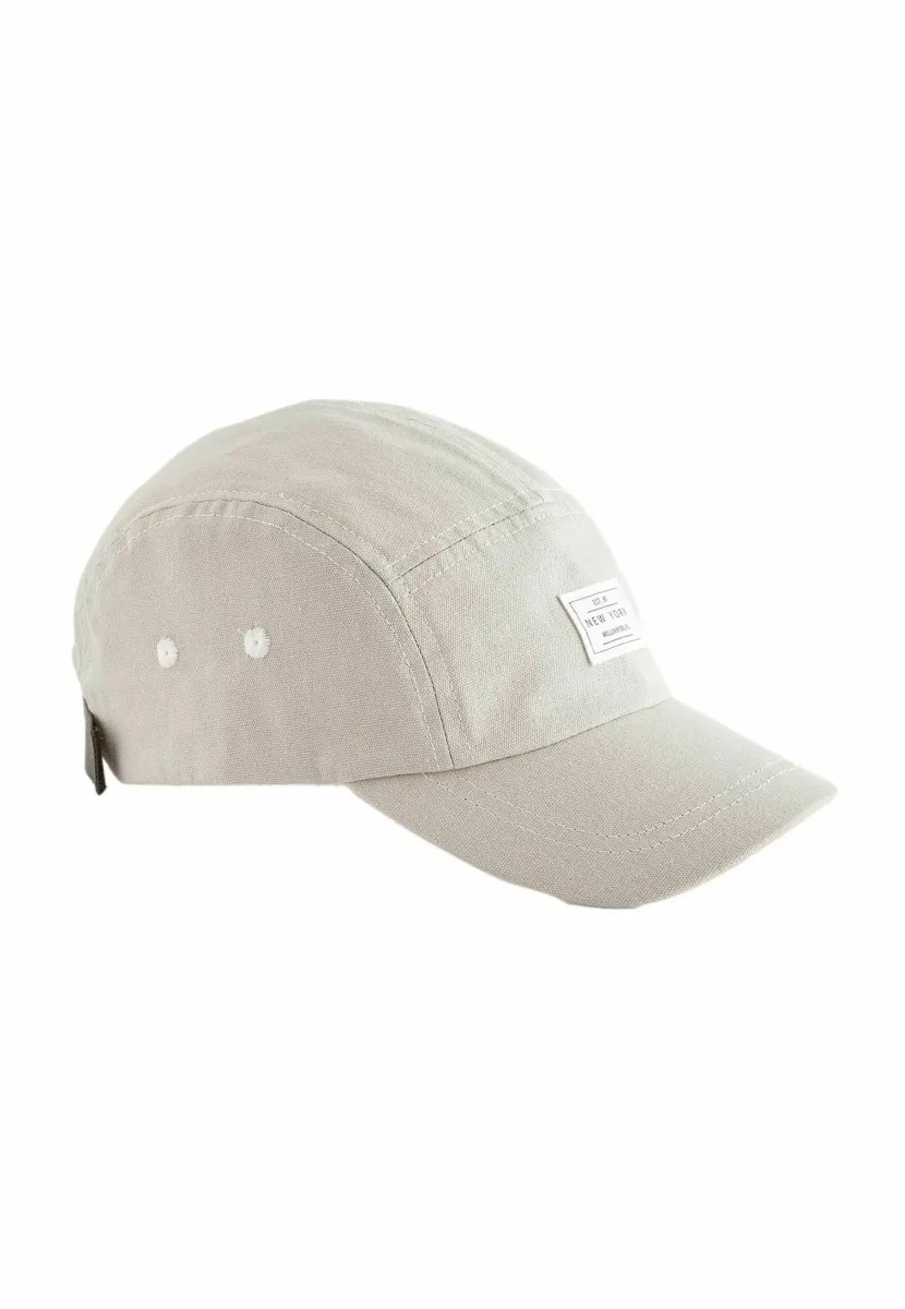 Cap - cement