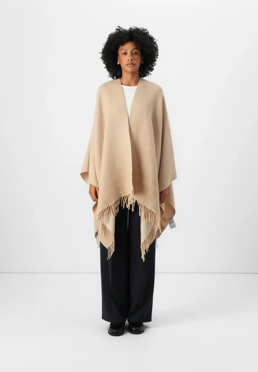 Cape - pastel brown