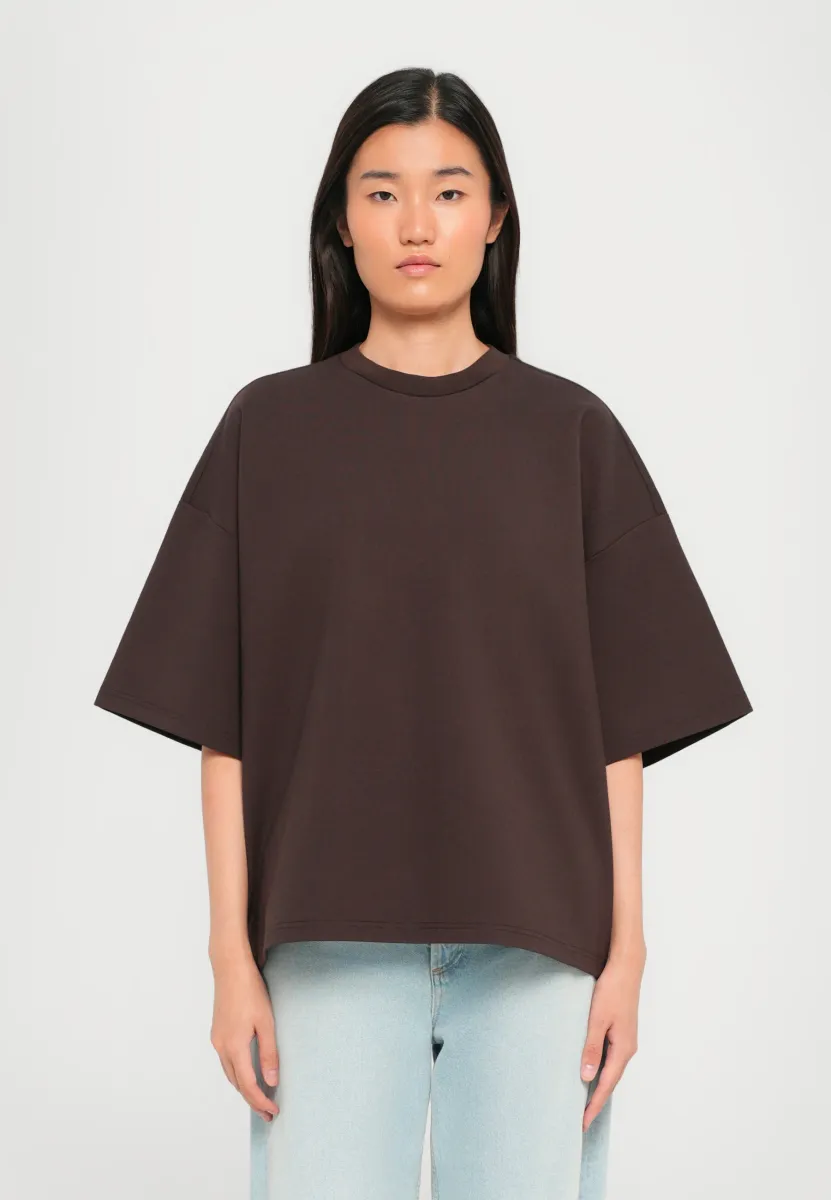 CAPSULE - T-Shirt basic - dark chocolate
