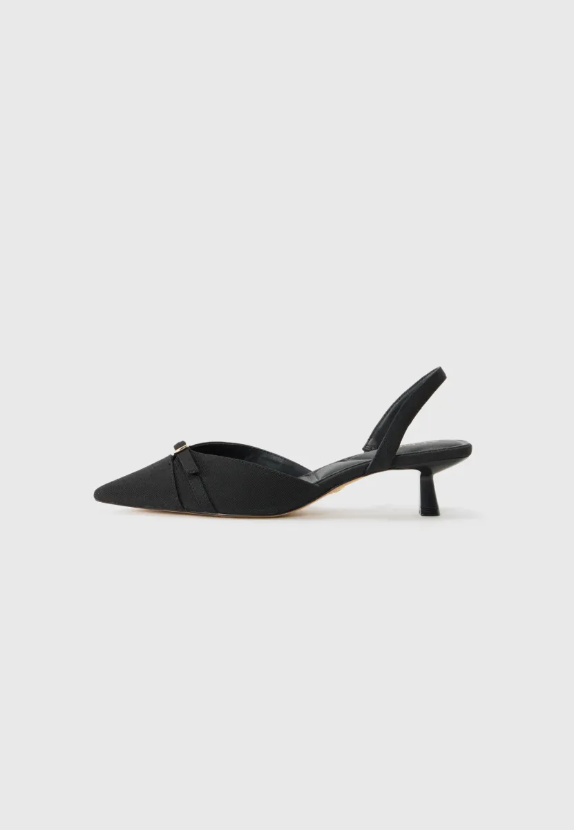 CARAMEN - Pumps - black