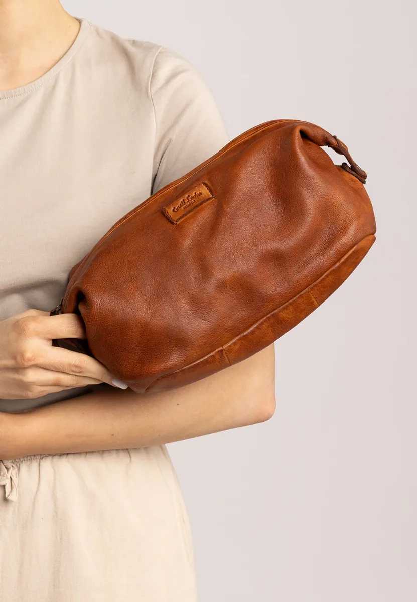 CASPIAN - Kosmetiktasche - cognac