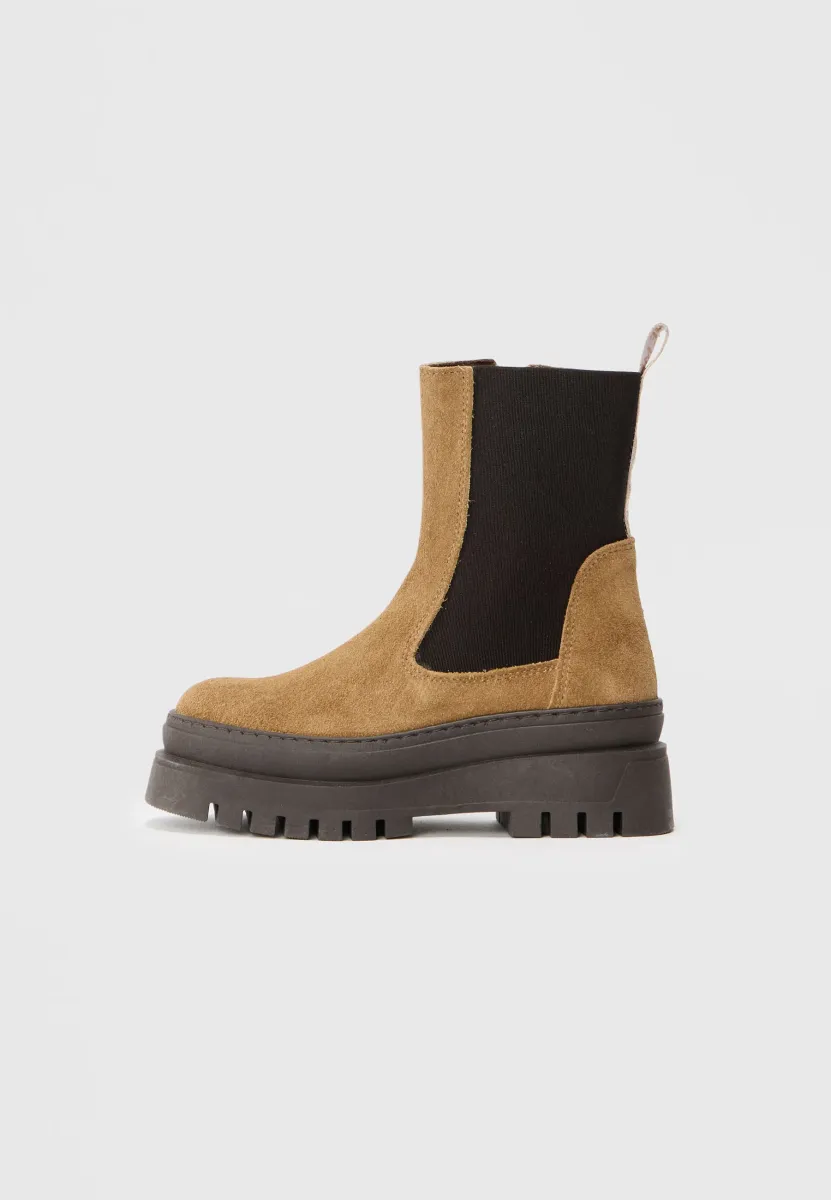 CASSANDRA - Ankle Boot - taupe