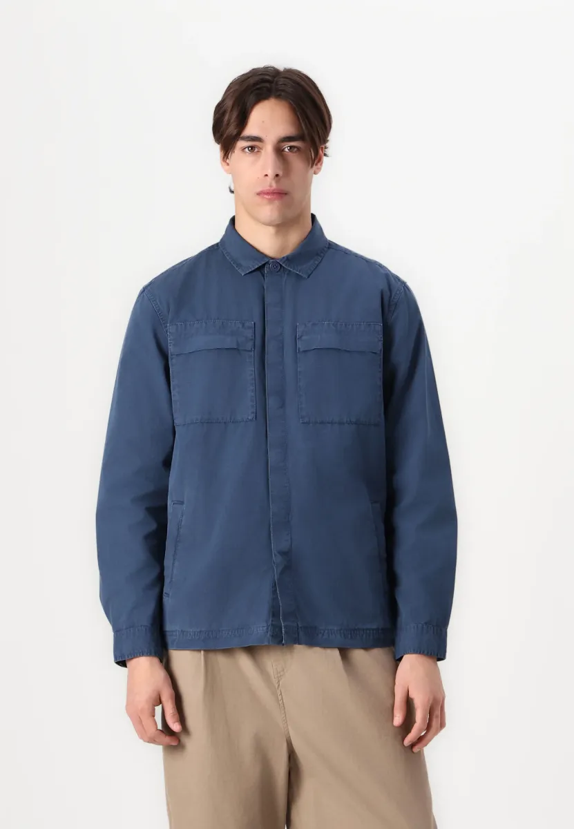 CASTLEBAY GARMENT DYED OVERSHIRT - Hemd - dark denim