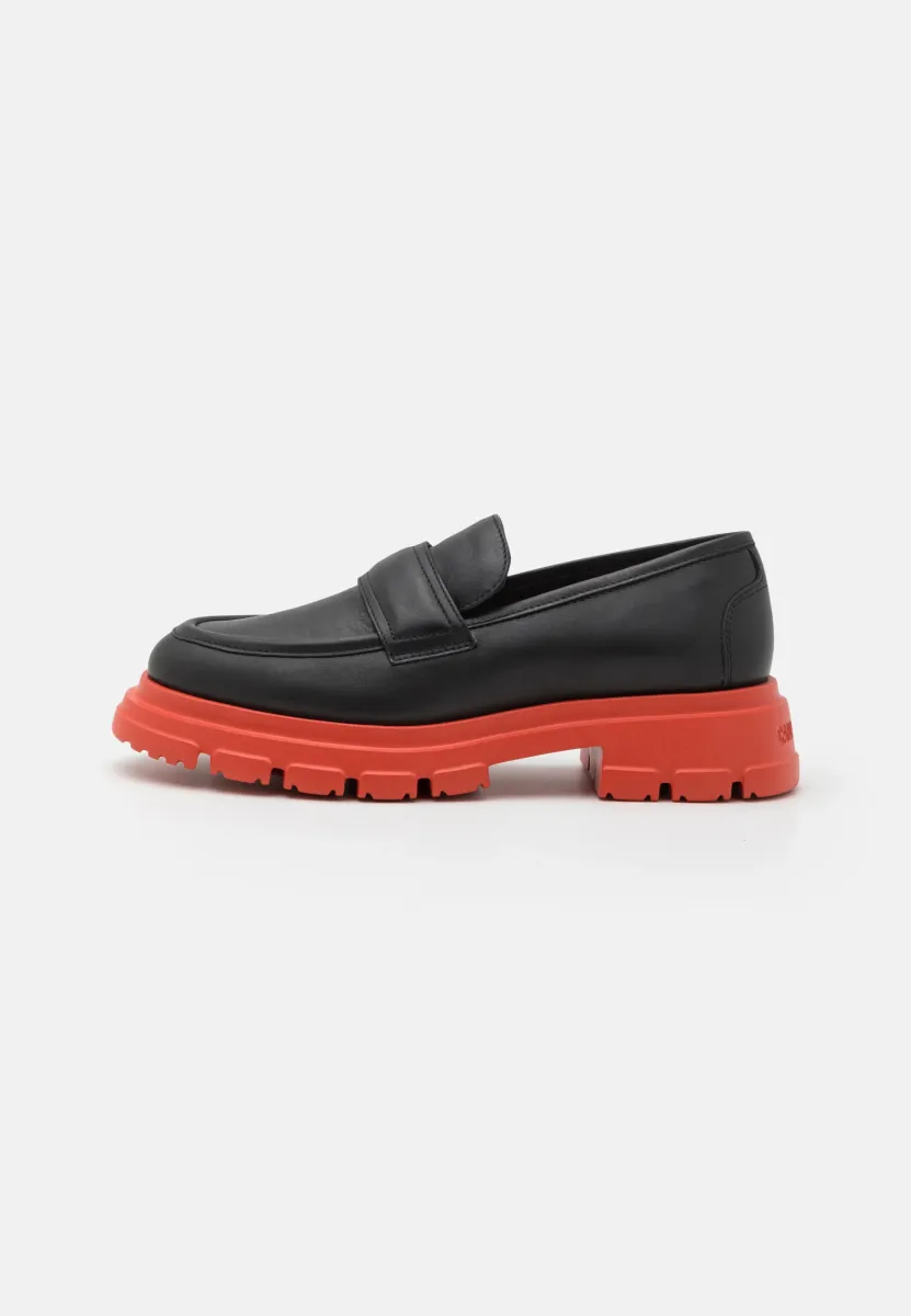 CHADO MOK - Slipper - schwarz