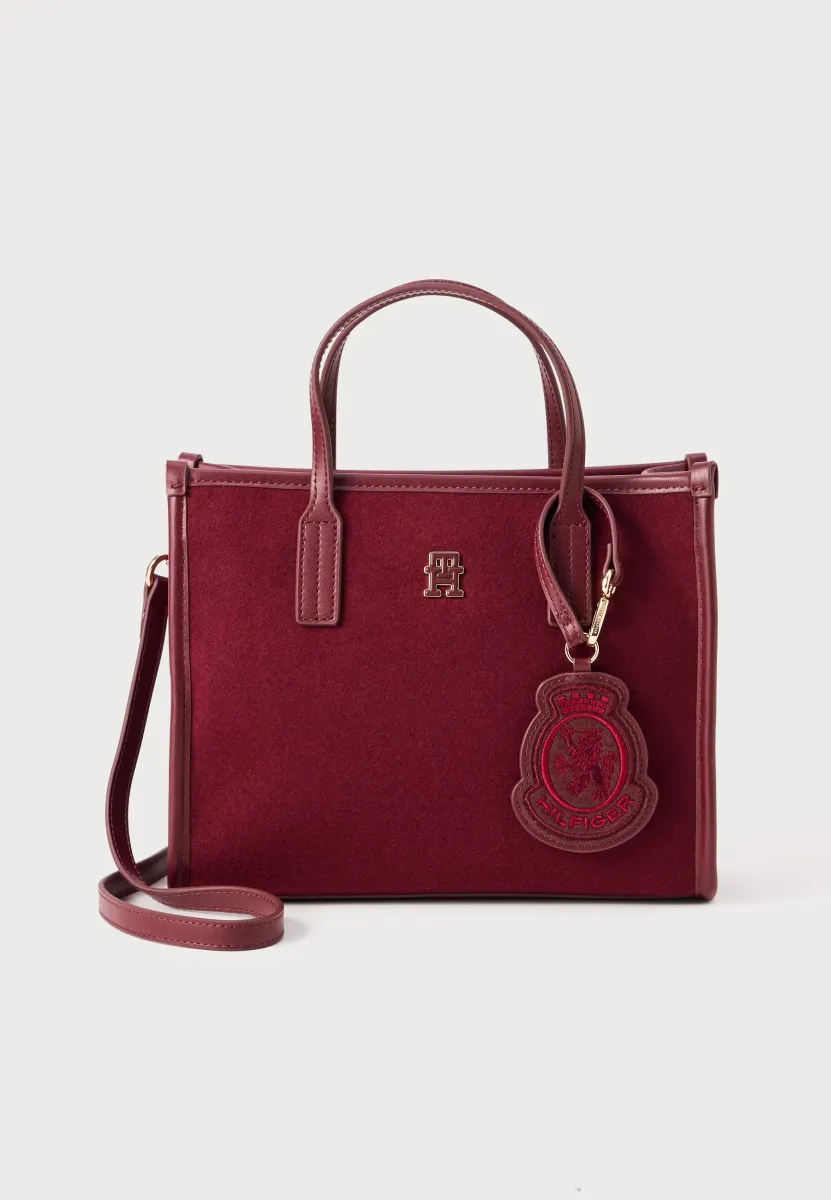 CITY SMALL TOTE MELTON - Handtasche - deep rouge