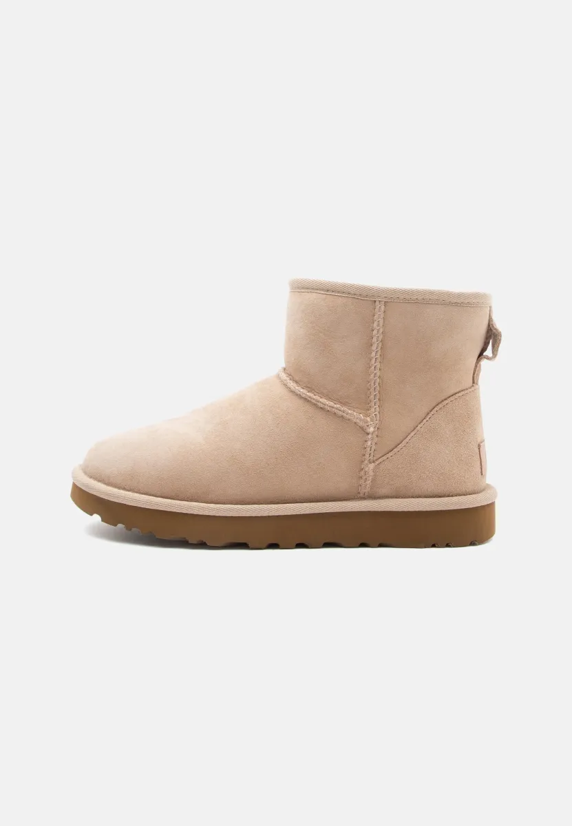 CLASSIC MINI II - Snowboot/Winterstiefel - sand