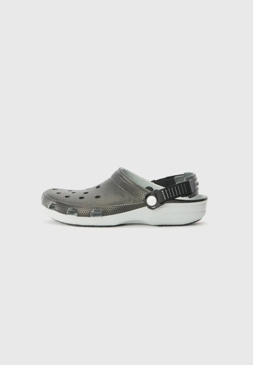 CLASSIC TURBO - Pantolette flach - black