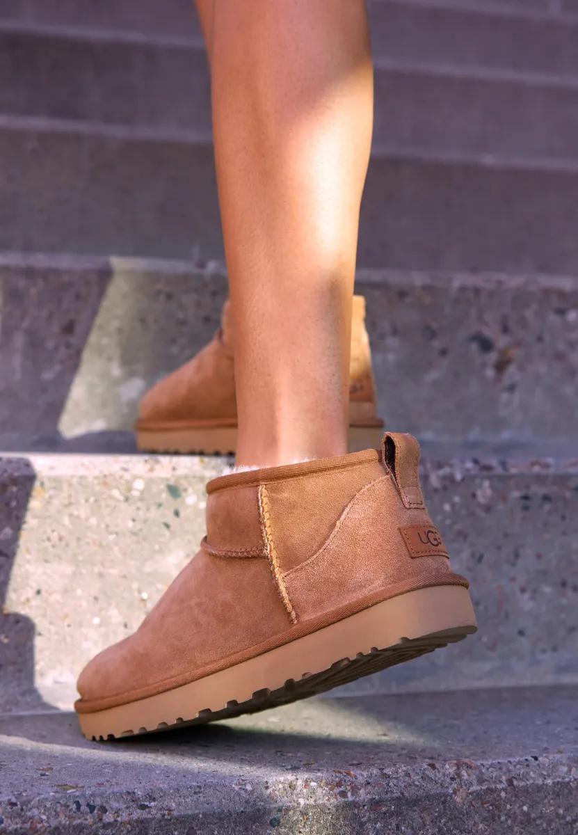 CLASSIC ULTRA MINI - Snowboot/Winterstiefel - chestnut