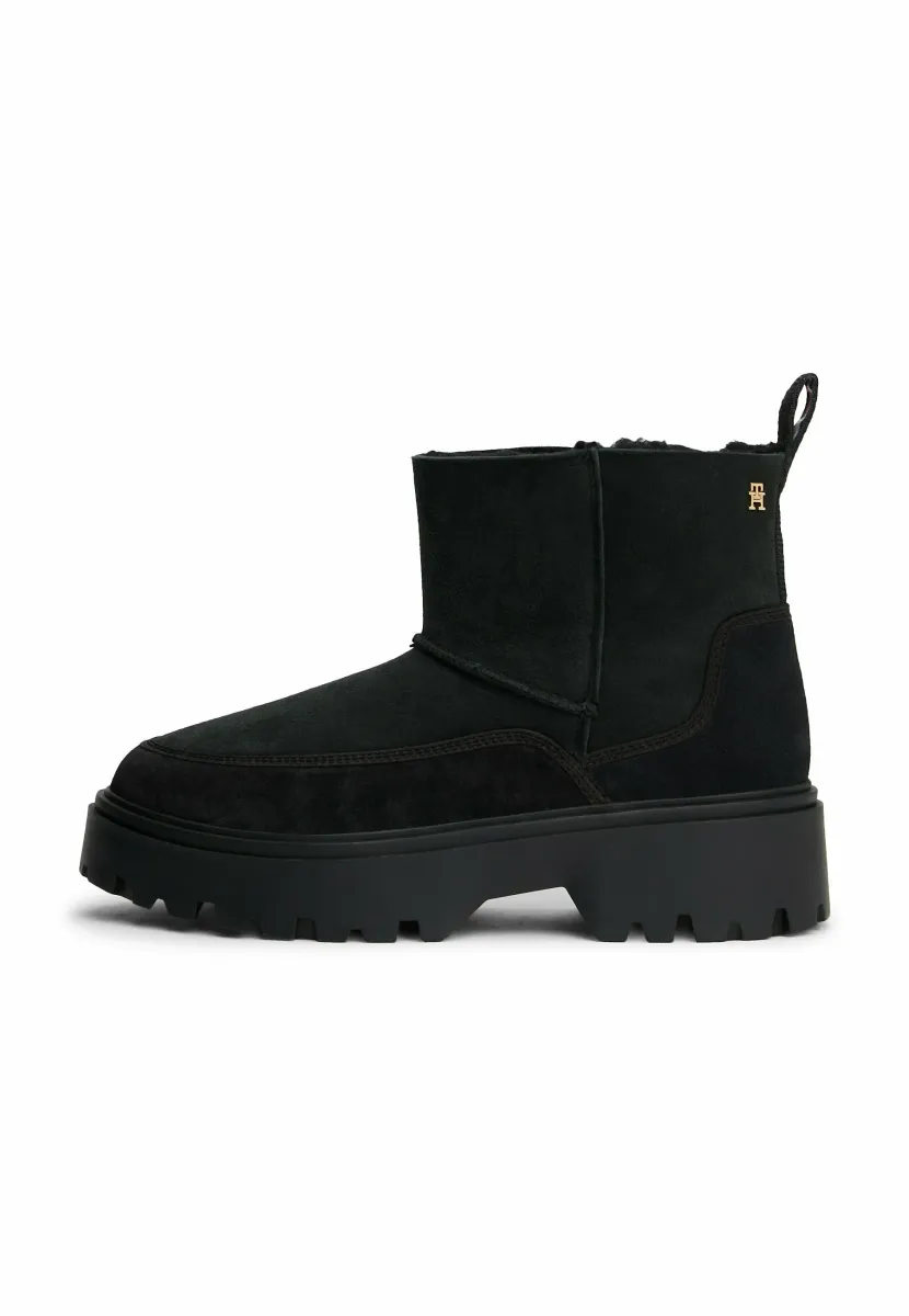 CLEAT PULL-ON  - Snowboot/Winterstiefel - black