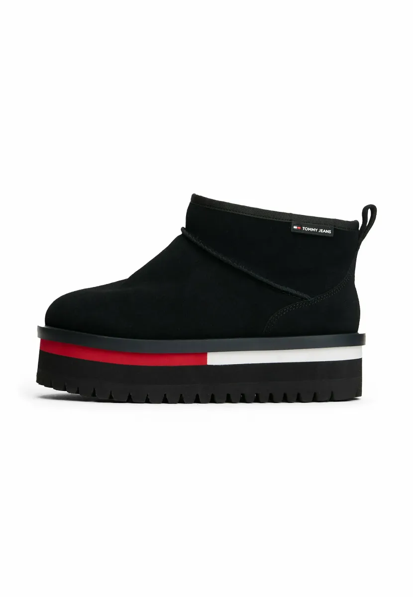 CLEAT - Snowboot/Winterstiefel - black