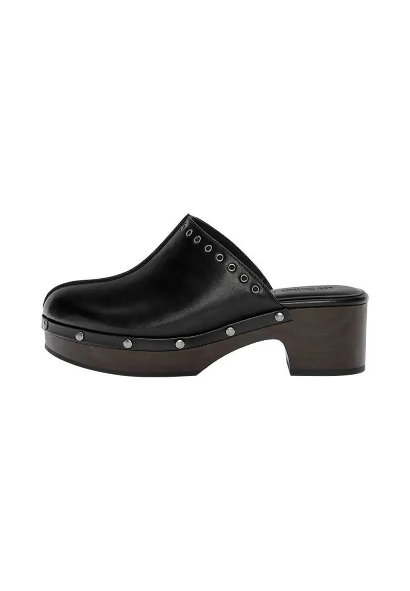 Clogs - black