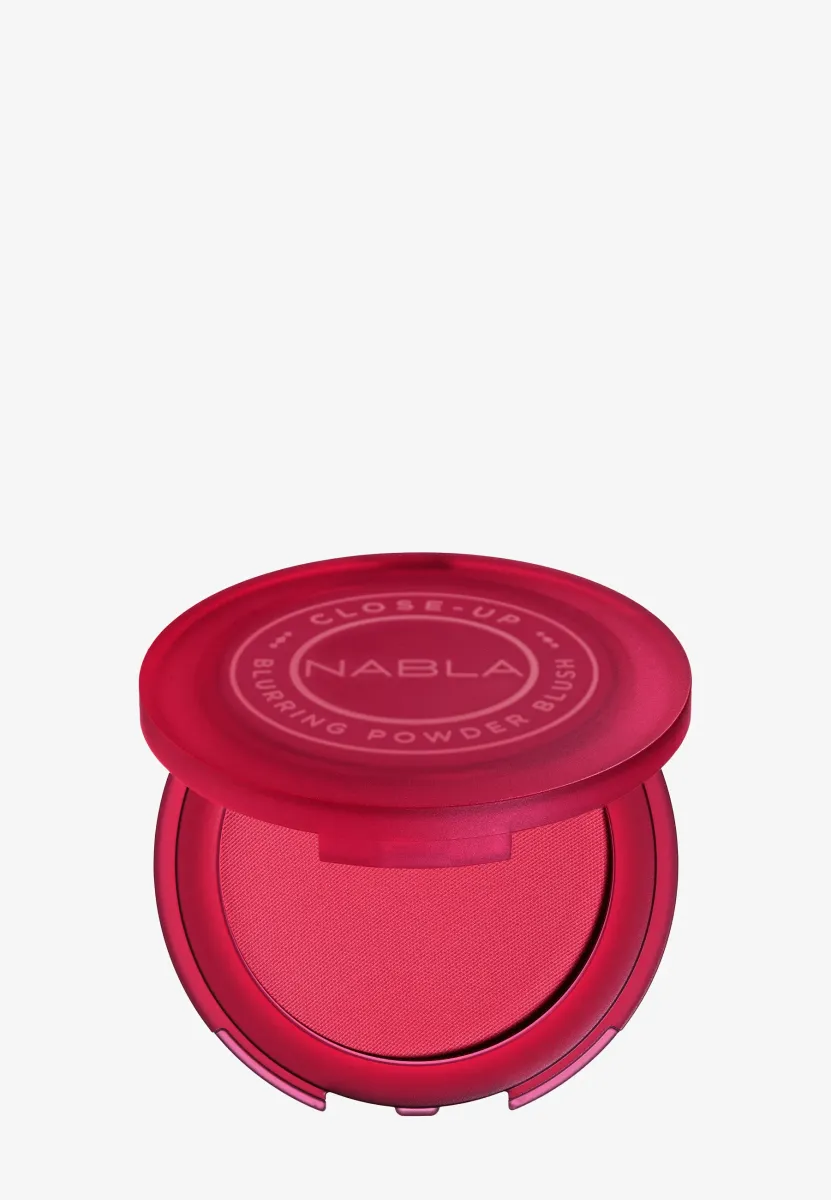 CLOSE-UP BLURRING POWDER BLUSH - Rouge - vivid cherry red