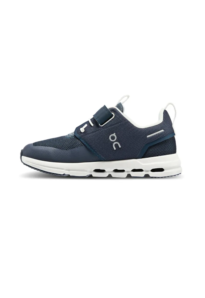 CLOUD PLAY - Sneaker low - midnight   white