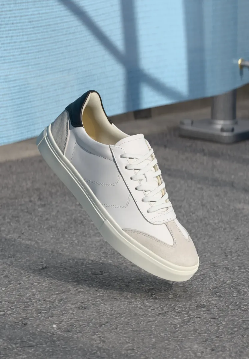 CODY - Sneaker low - white
