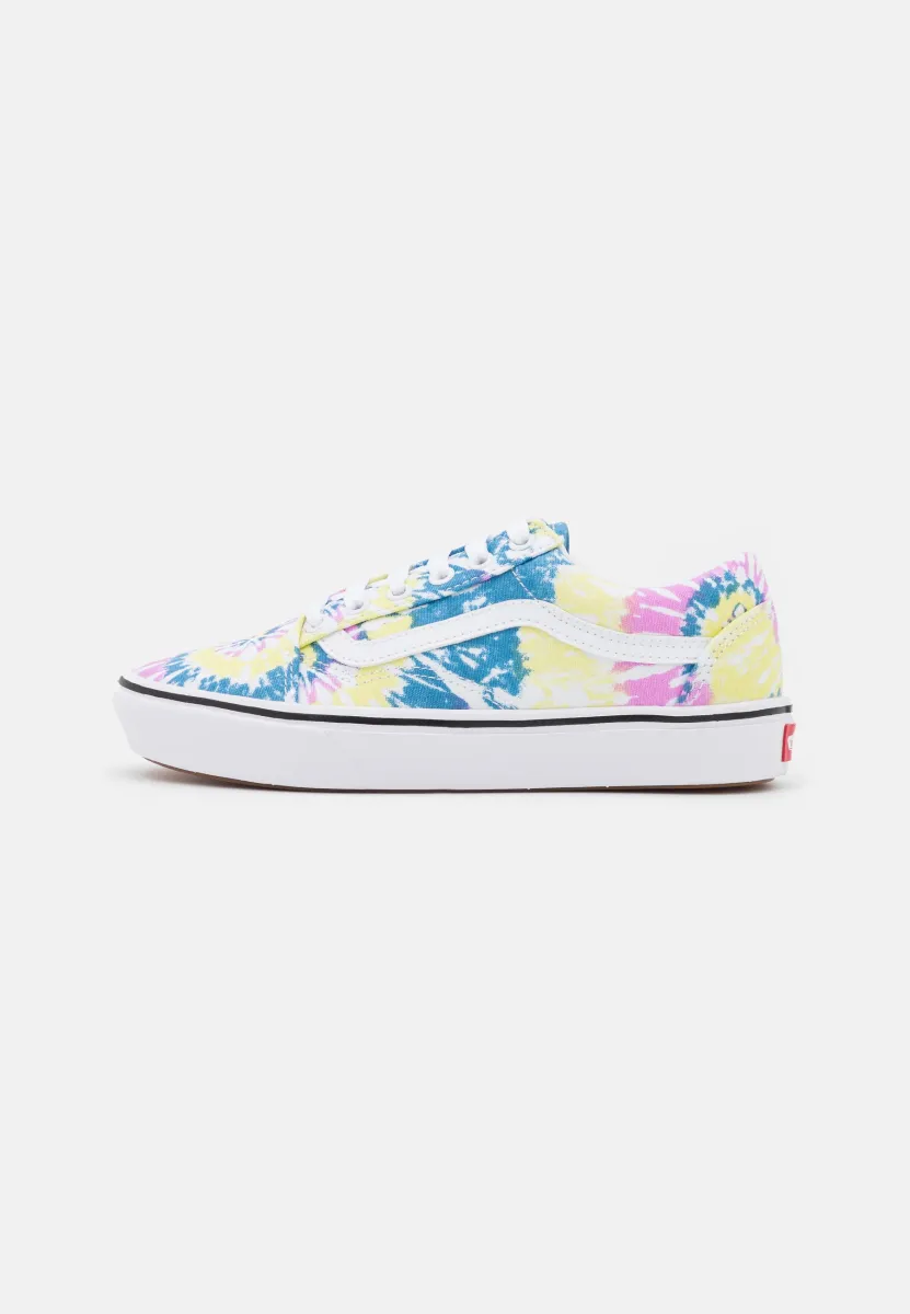 COMFYCUSH OLD SKOOL - Sneaker low - orchid/true white