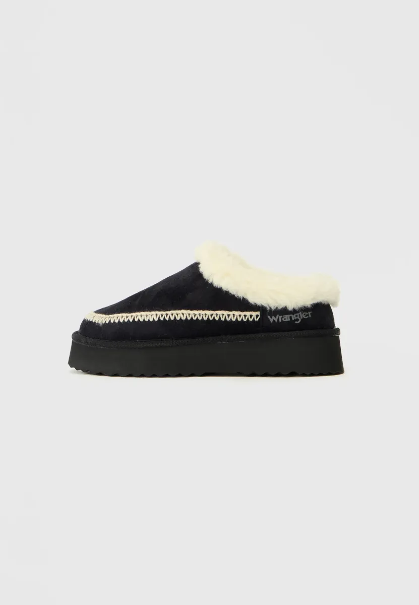 CONNIE WOMEN LOW - Clogs - black