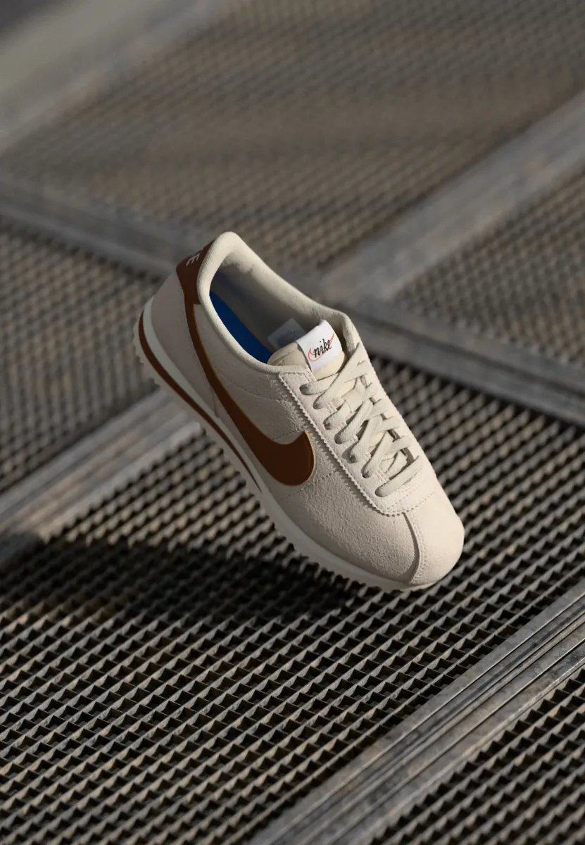 CORTEZ - Sneaker low - light orewood brown/fauna brown/sail