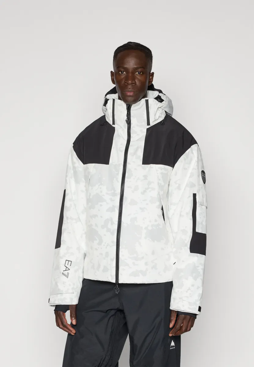 CORTINA  - Skijacke - fancy white