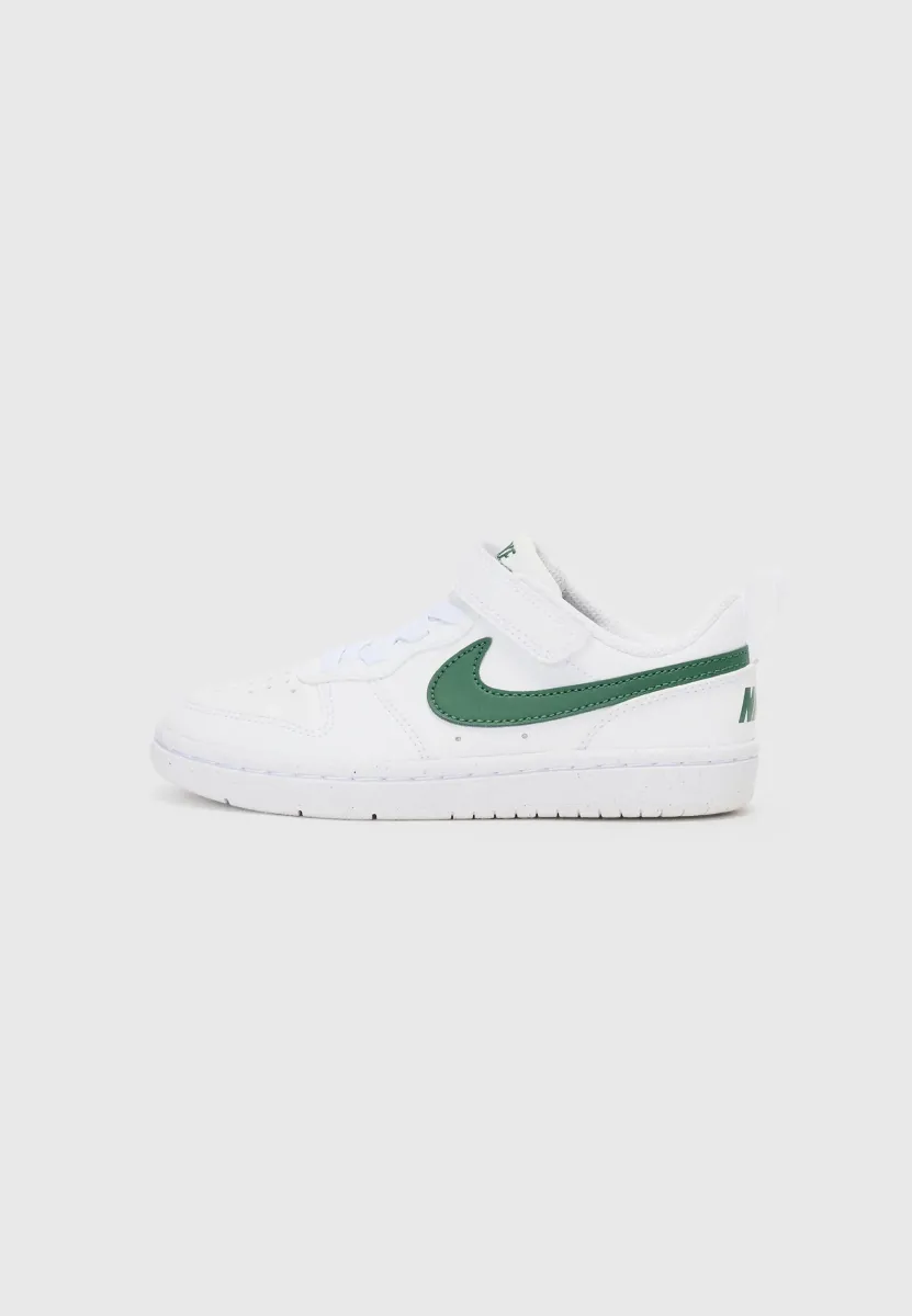 COURT BOROUGH - Sneaker low - white/fir