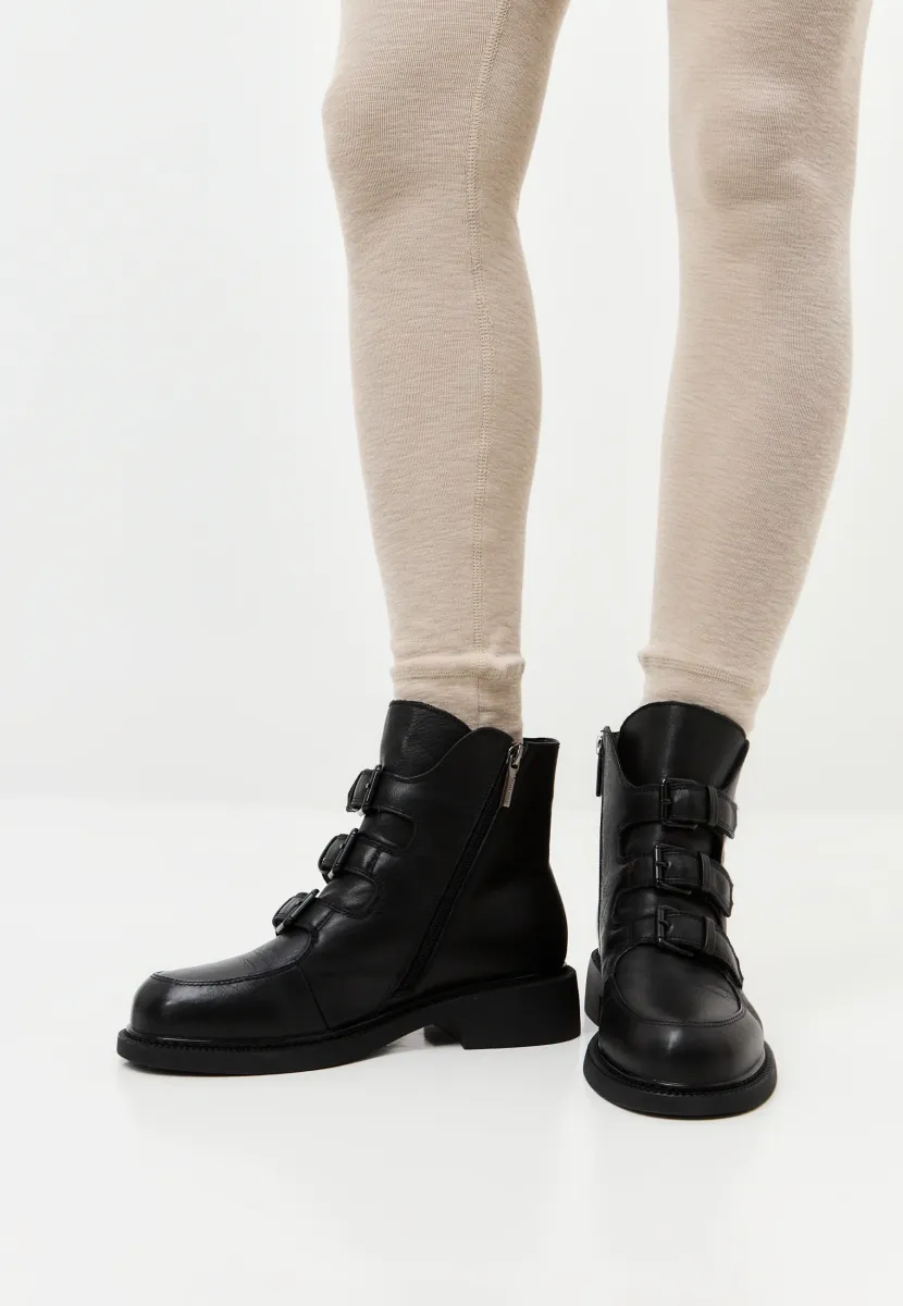 Cowboy-/Bikerstiefelette - black