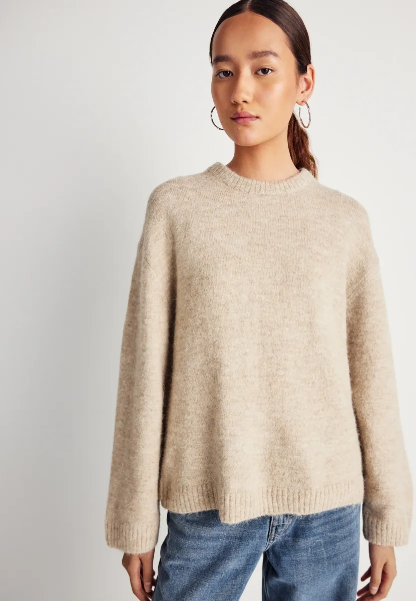CREW NECK SWEATER - Strickpullover - pure beige