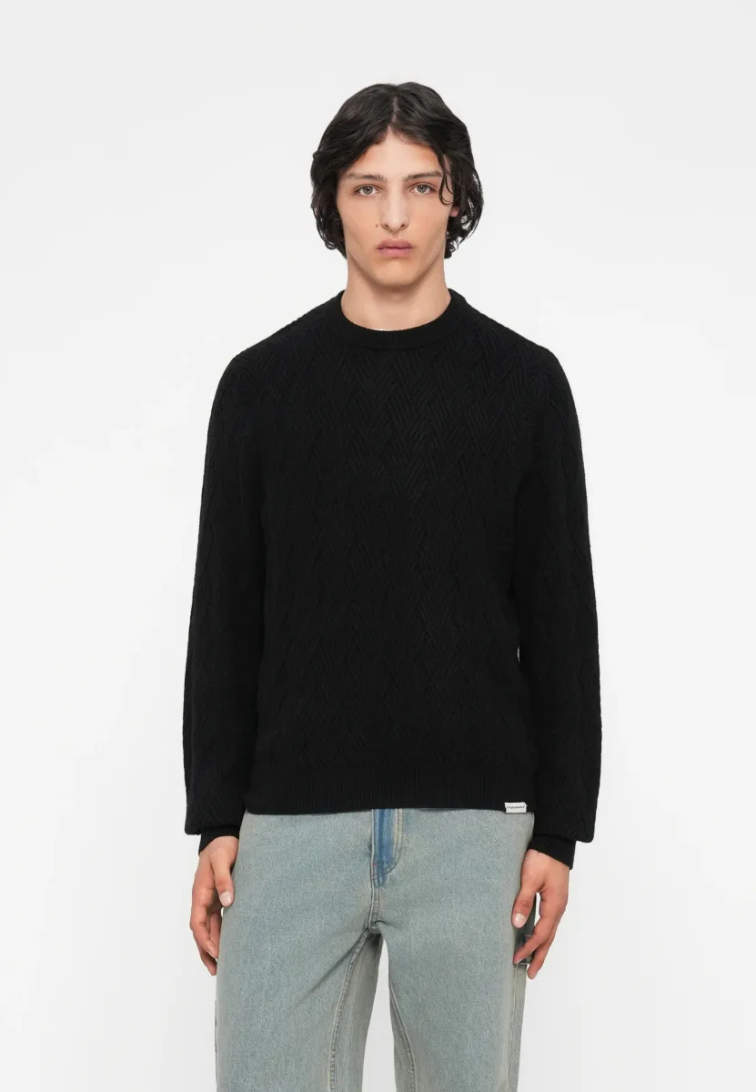 CRISS CROSS - Strickpullover - black