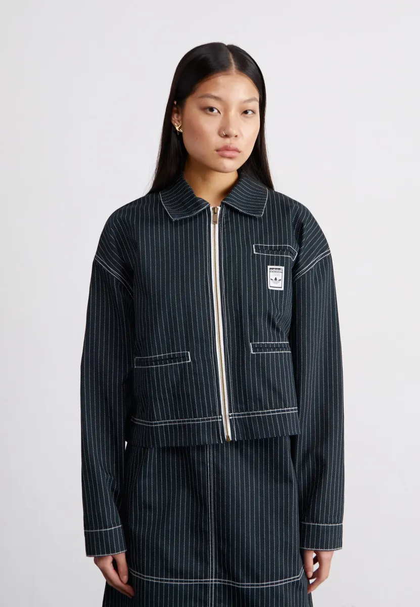 CROP JACKET - Leichte Jacke - black