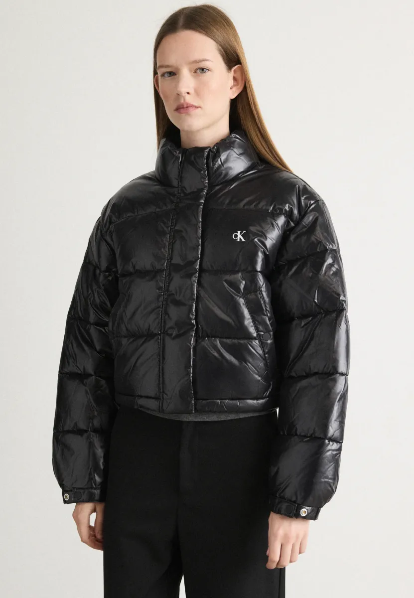 CROP PUFFER JACKET - Winterjacke - black