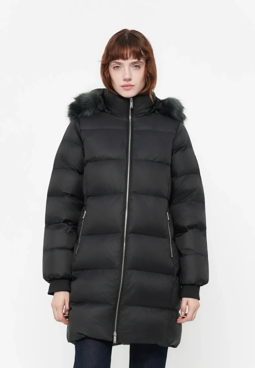 Daunenmantel - black