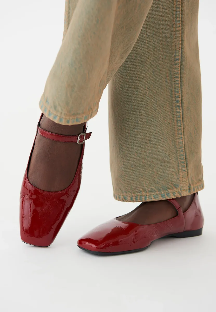 DELIA - Riemchenballerina - dark red