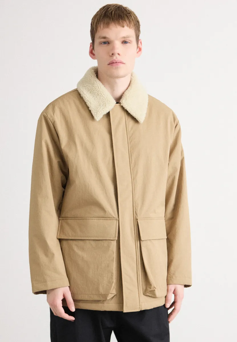 DETACHABLE COLLAR  - Kurzmantel - roasted brown