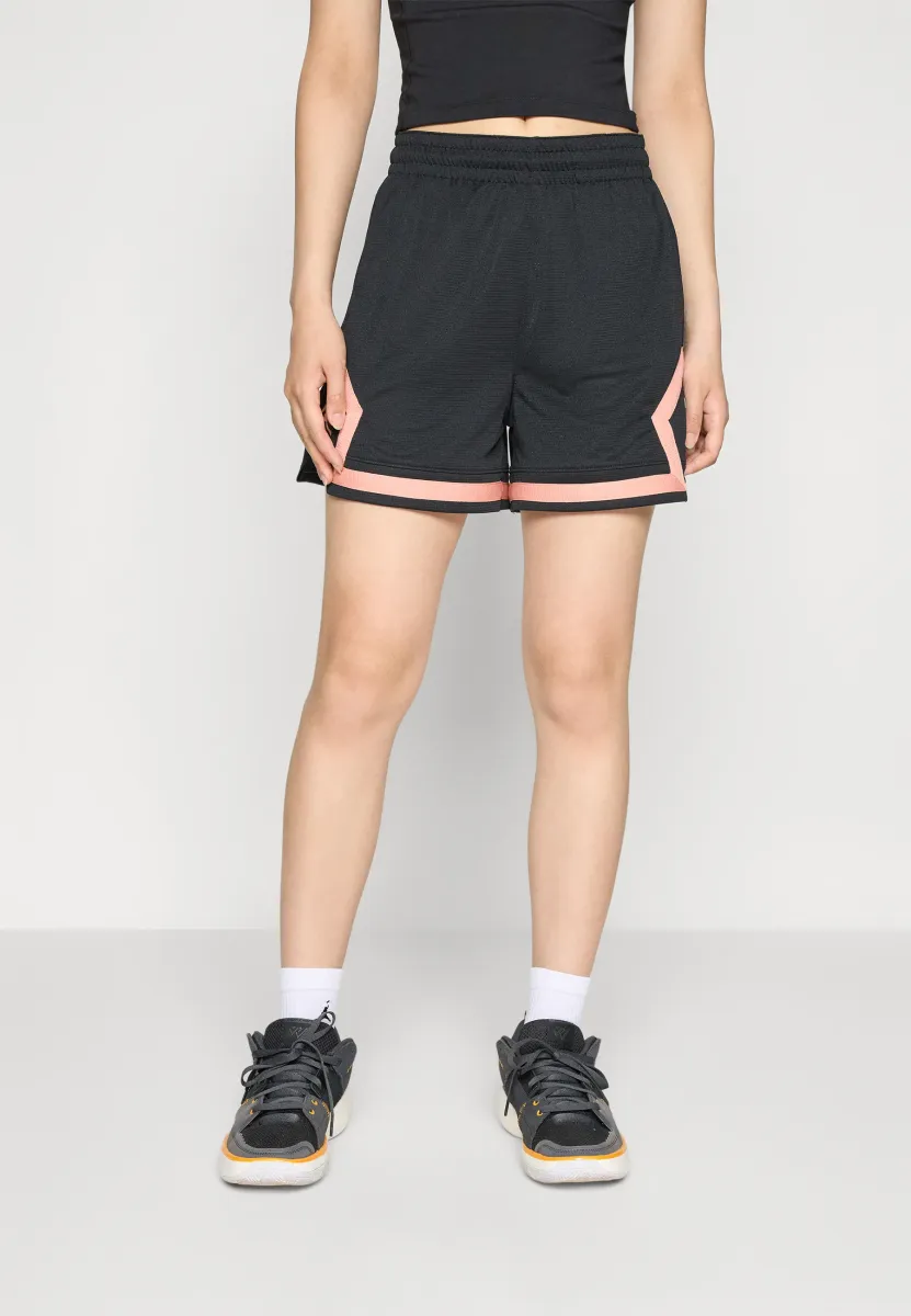 DIAMOND - Kurze Sporthose - black/light madder root