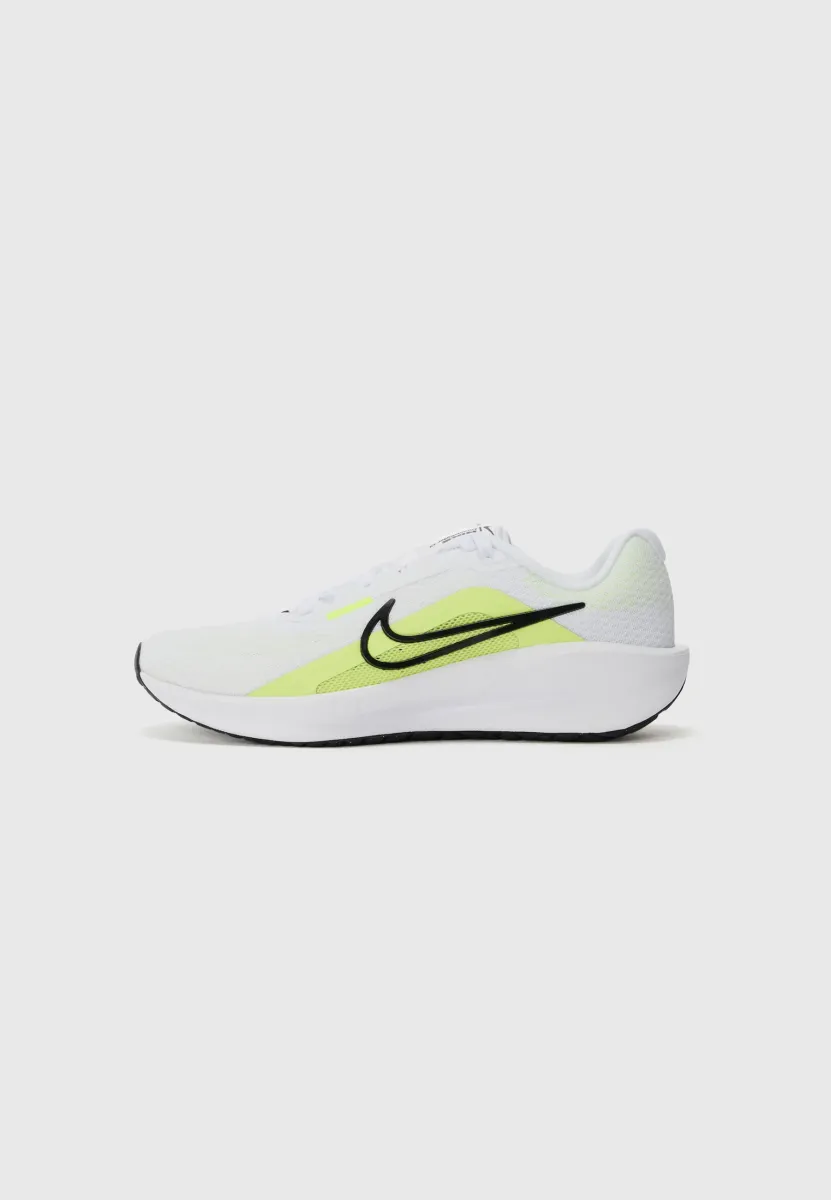 DOWNSHIFTER 13 - Laufschuh Straße - white/black/lemon twist/volt