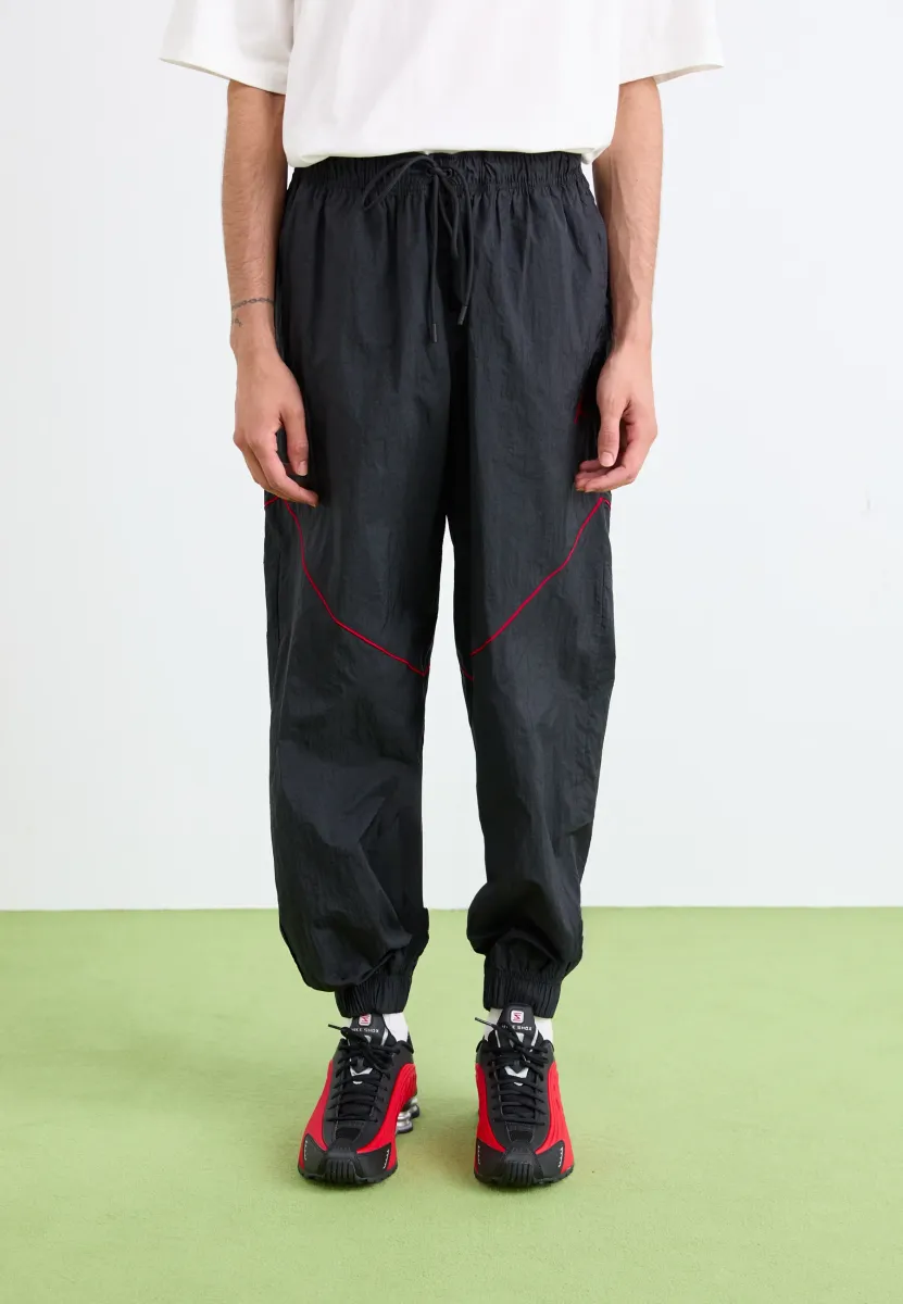 DRAFT - Jogginghose - black/gym red