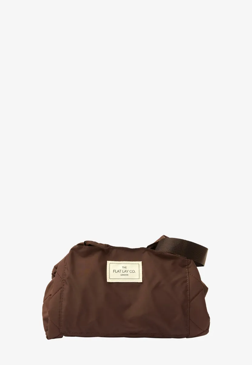 DRAWSTRING FLAT LAY MAKEUP BAG - Kosmetiktasche - espresso